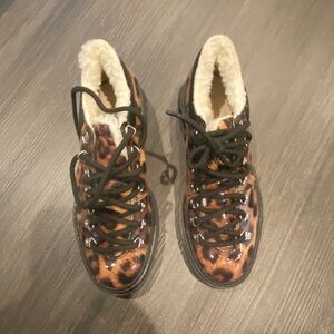 SCHUTZ Leopard Print Sneakers with Faux Fur